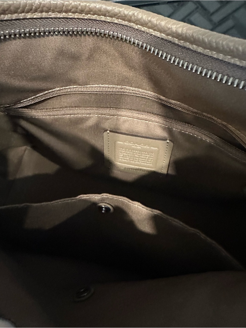 Coach Laurel shoulder bag in Dark Stone with gunmetal accents - Picture 7 of 11
